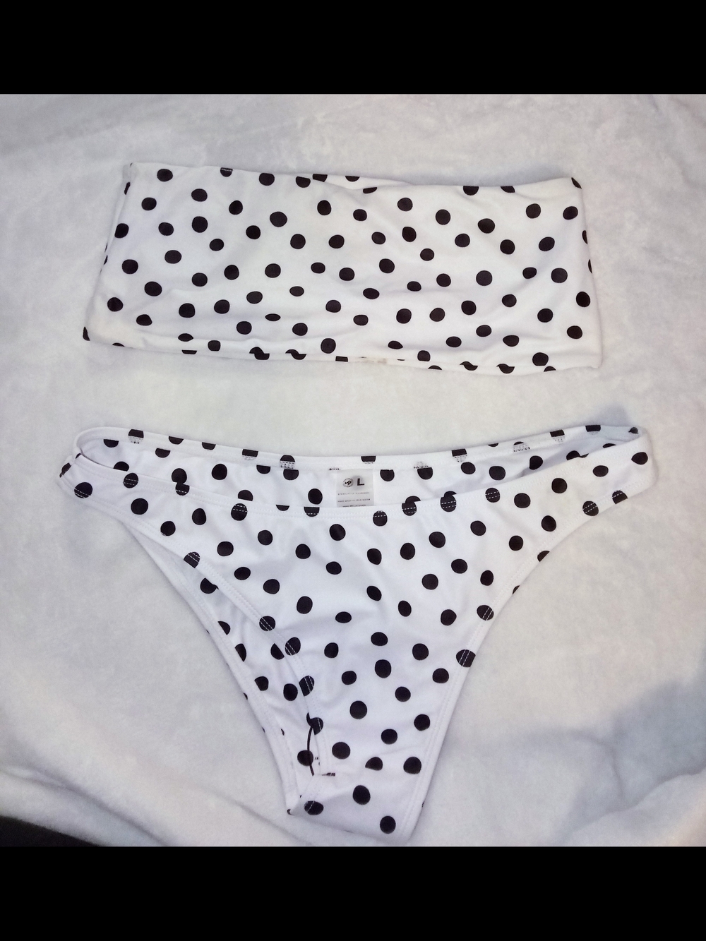 Source Unknown White Bandeau Bikini with Black Polka Dots